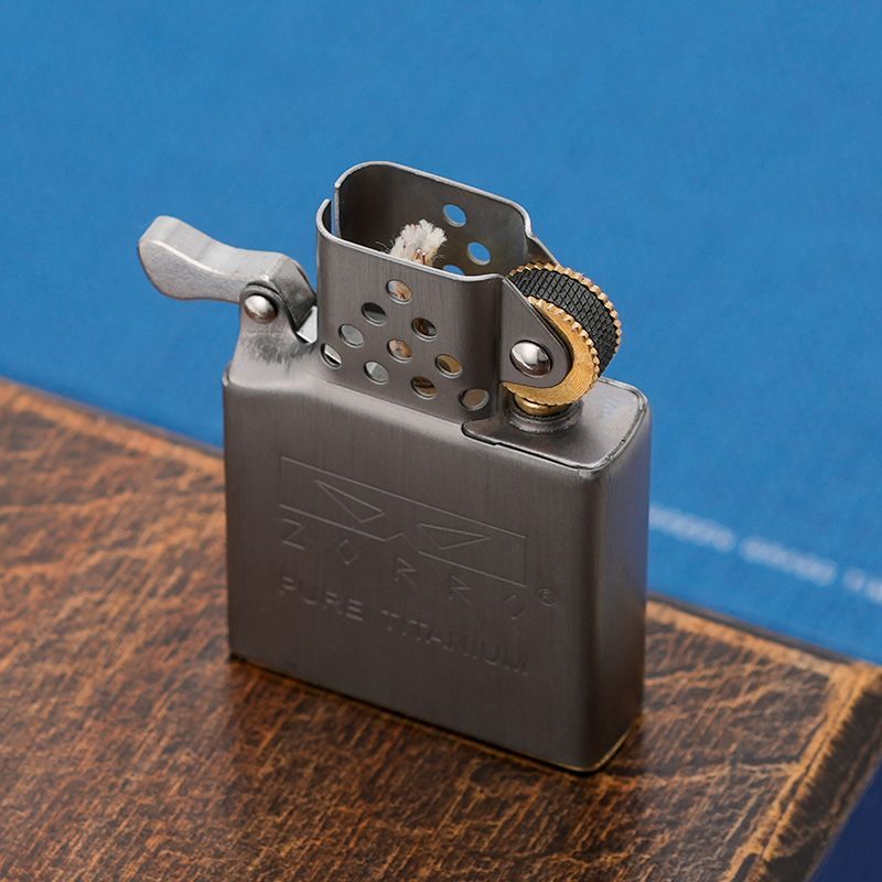 กลไกไฟแช็กไทเทเนียมบริสุทธิ์รุ - Lighter Insert Zippo บทวิจารณ์และราคา